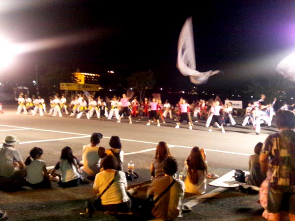 湖上祭前夜祭のようす