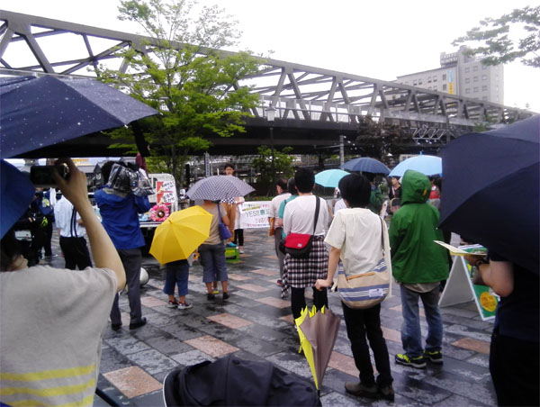 戦争いやじゃん☆若者怒りのデモ＠Ｙａｍａｎａｓｈｉ