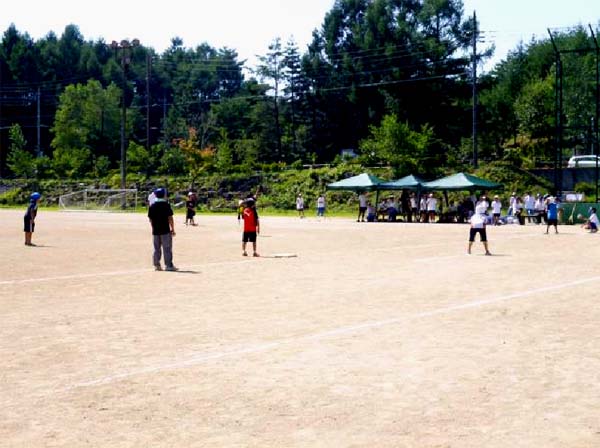 育成会・子どもクラブの球技大会の応援