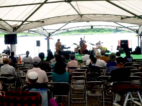 精進湖涼湖祭・音楽祭参加